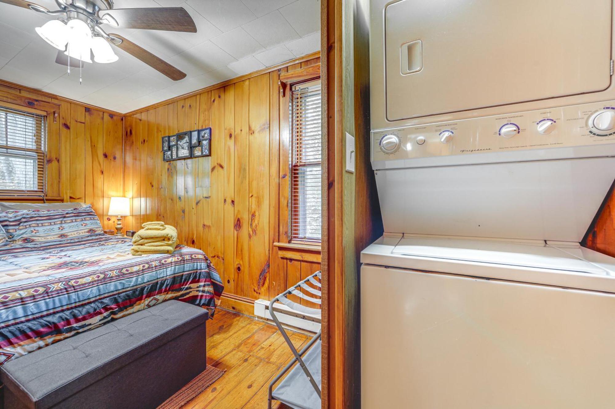 Pet-Friendly Creekside Cabin With Pool Access! Maggie Valley Exterior foto